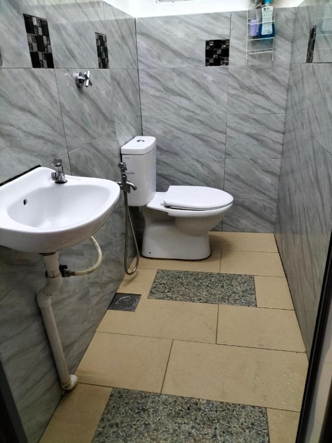 Che Na Homestay Pontian بونتييان كيتْشيل المظهر الخارجي الصورة